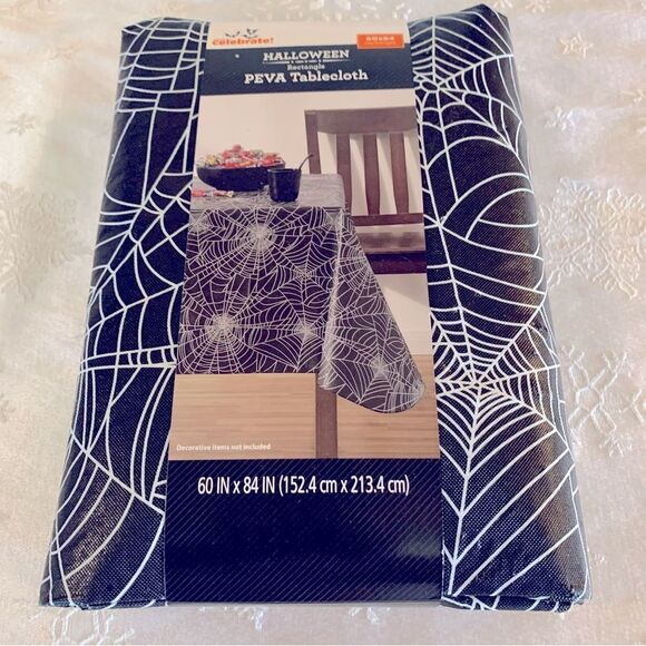 NWT Celebrate It Halloween Spiderweb Peva Tablecloth 69x84 Rectangle Gorgeous - Picture 1 of 5